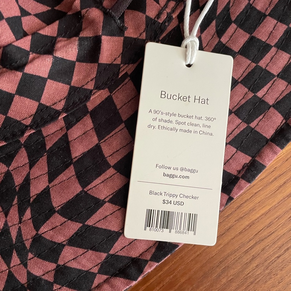 Baggu bucket hat